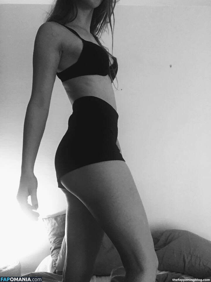 Fleur Geffrier Nud Fotografie scursă #41