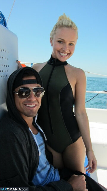 Hayden Panettiere Nud Fotografie scursă #22