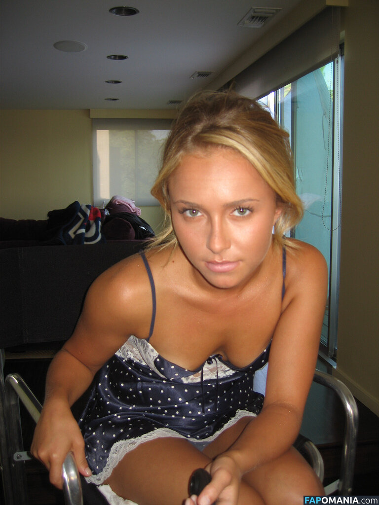 Hayden Panettiere Nud Fotografie scursă #26