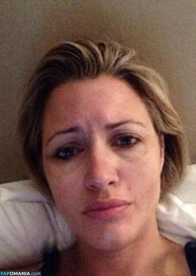 Hayley McQueen Nud Fotografie scursă #22
