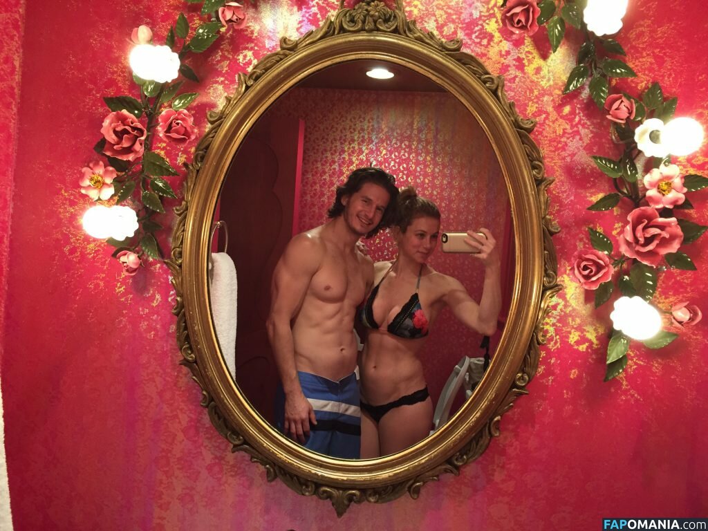 Iliza Shlesinger Nud Fotografie scursă #29