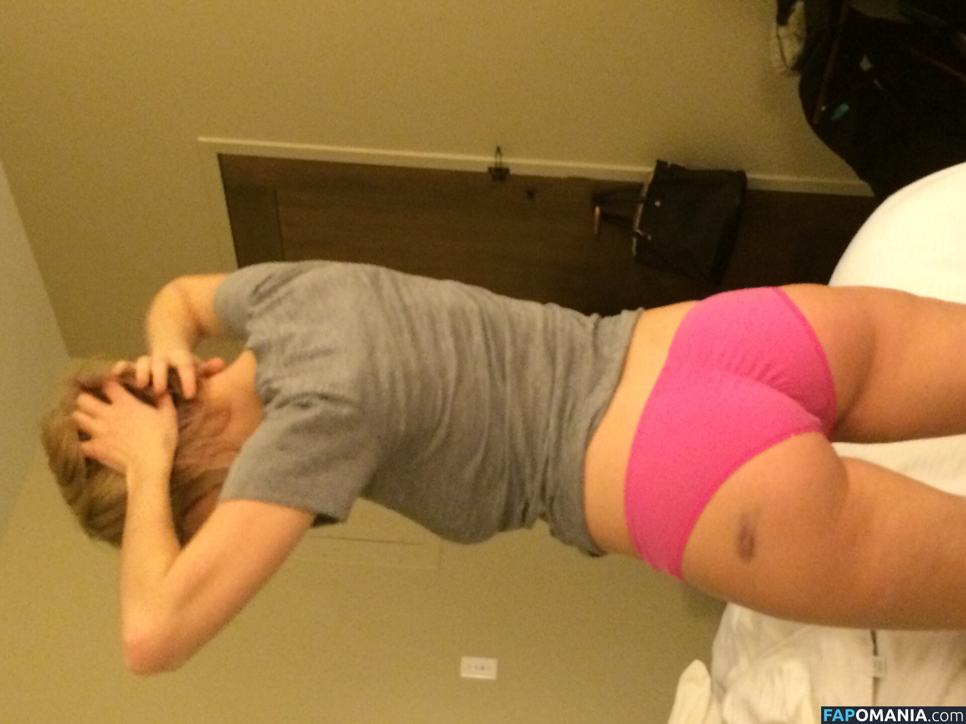 Iliza Shlesinger Nud Fotografie scursă #208