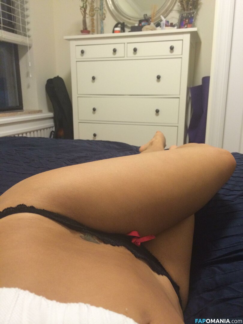 Jackie Cruz Nud Fotografie scursă #13