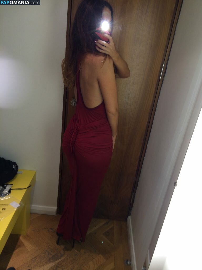 Jennifer Metcalfe Nud Fotografie scursă #13