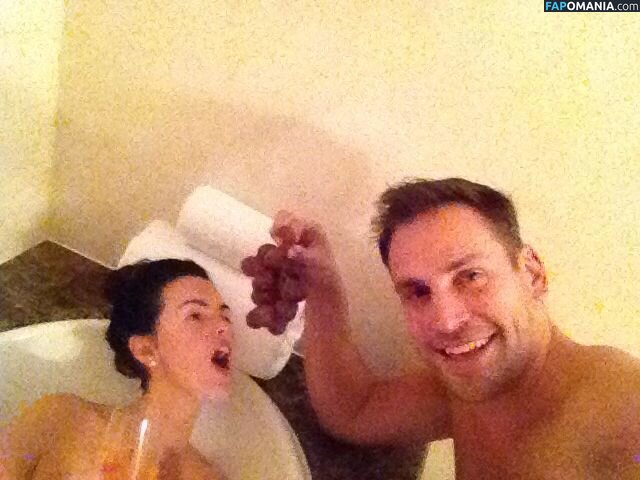 Jennifer Metcalfe Nud Fotografie scursă #18
