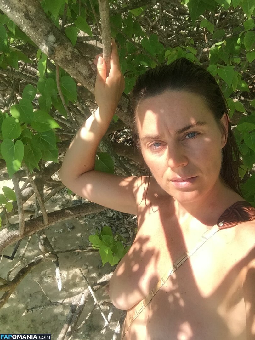 Jill Halfpenny Nud Fotografie scursă #7