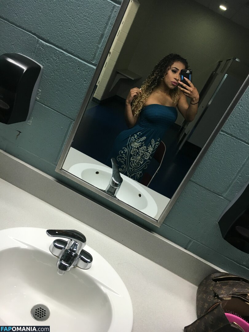 JoJo Offerman Nud Fotografie scursă #37