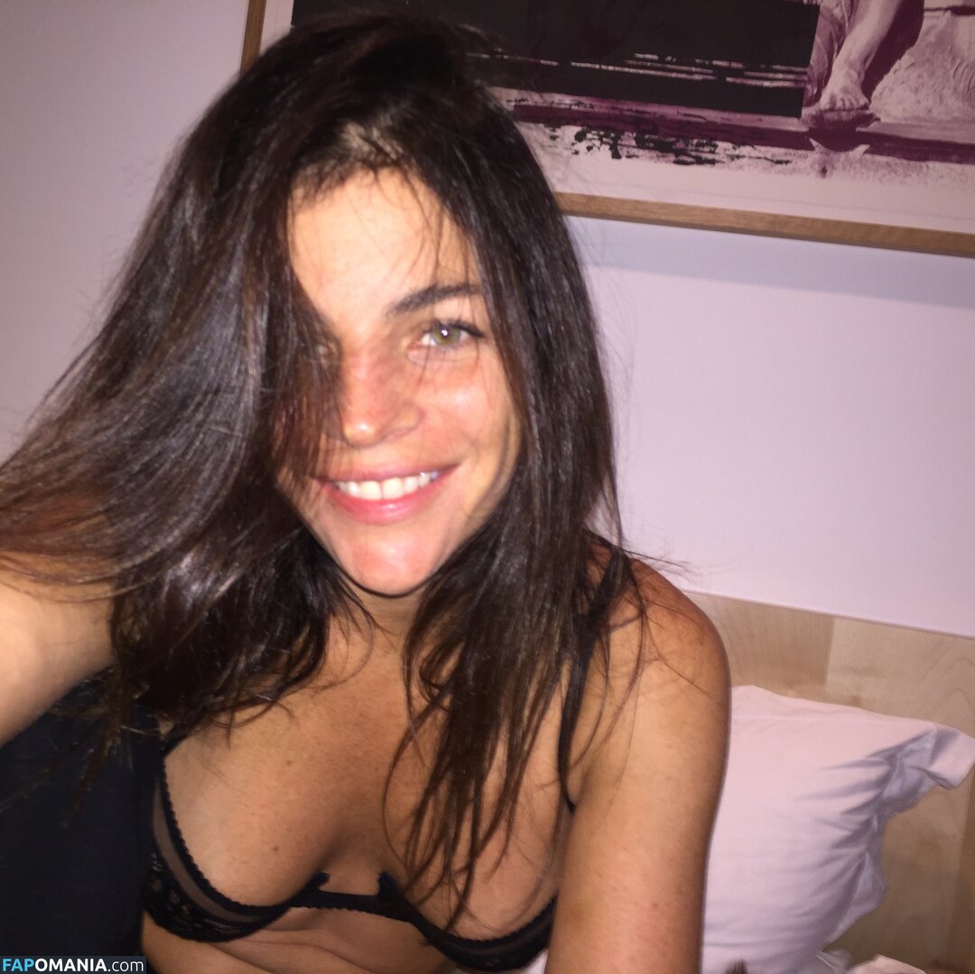 Julia Restoin Nud Fotografie scursă #9