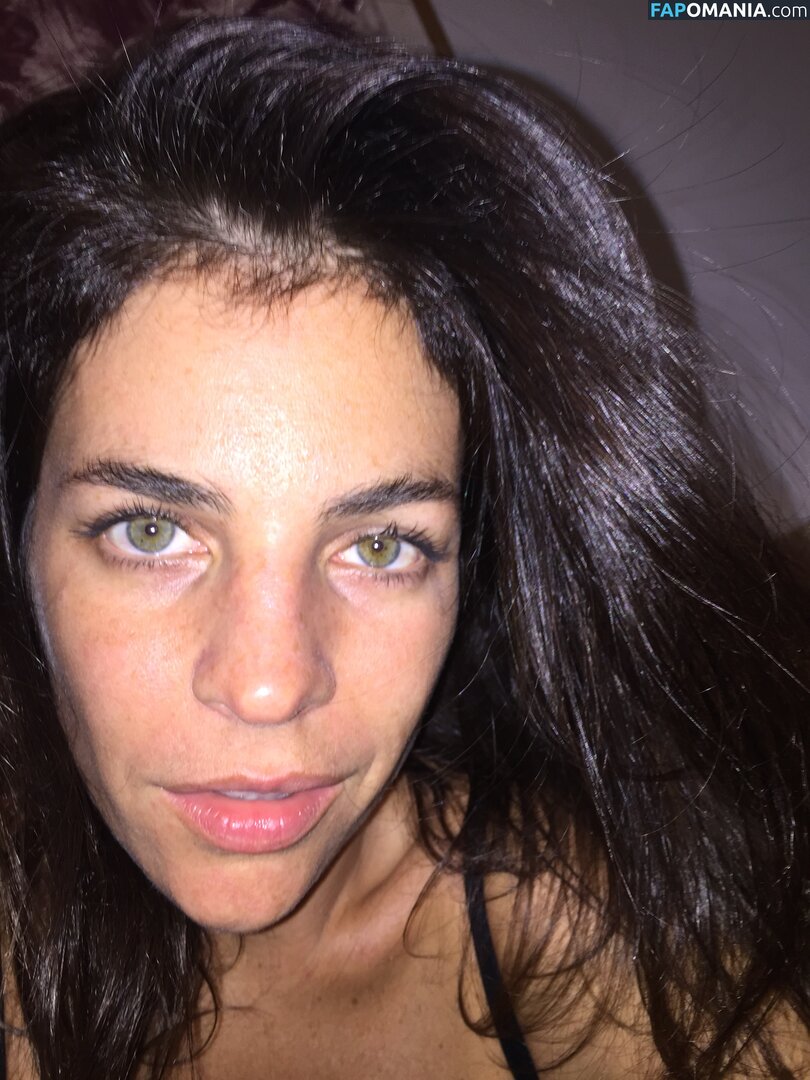 Julia Restoin Nud Fotografie scursă #12
