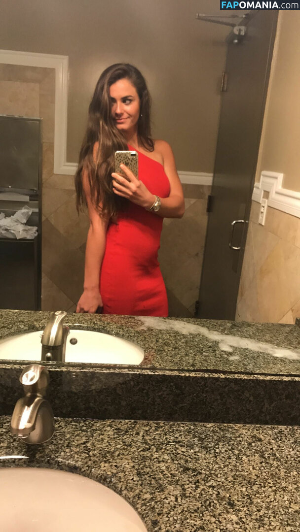 Kassidy Cook Nud Fotografie scursă #17