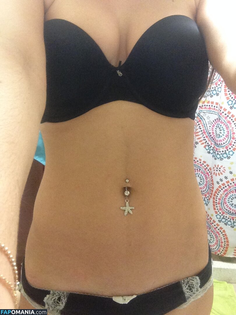 Katie Broad Nud Fotografie scursă #18