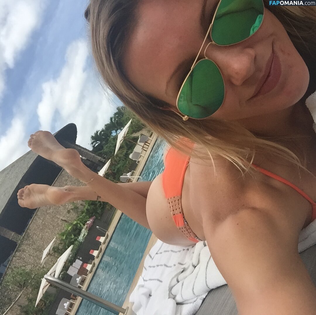Katie Cassidy Nud Fotografie scursă #17
