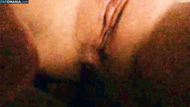 Katie Vernola Nud Fotografie scursă #21