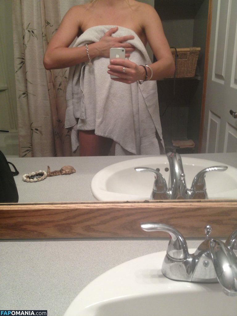 Kaylyn Kyle Nud Fotografie scursă #49