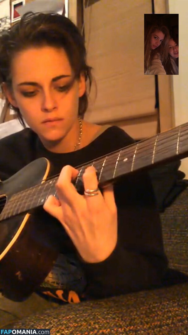 Kristen Stewart Nud Fotografie scursă #28
