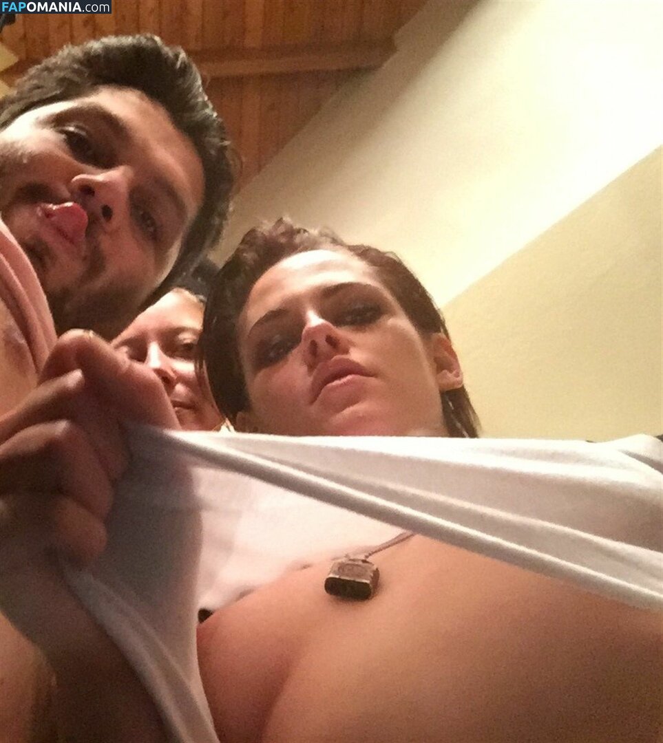 Kristen Stewart Nud Fotografie scursă #104