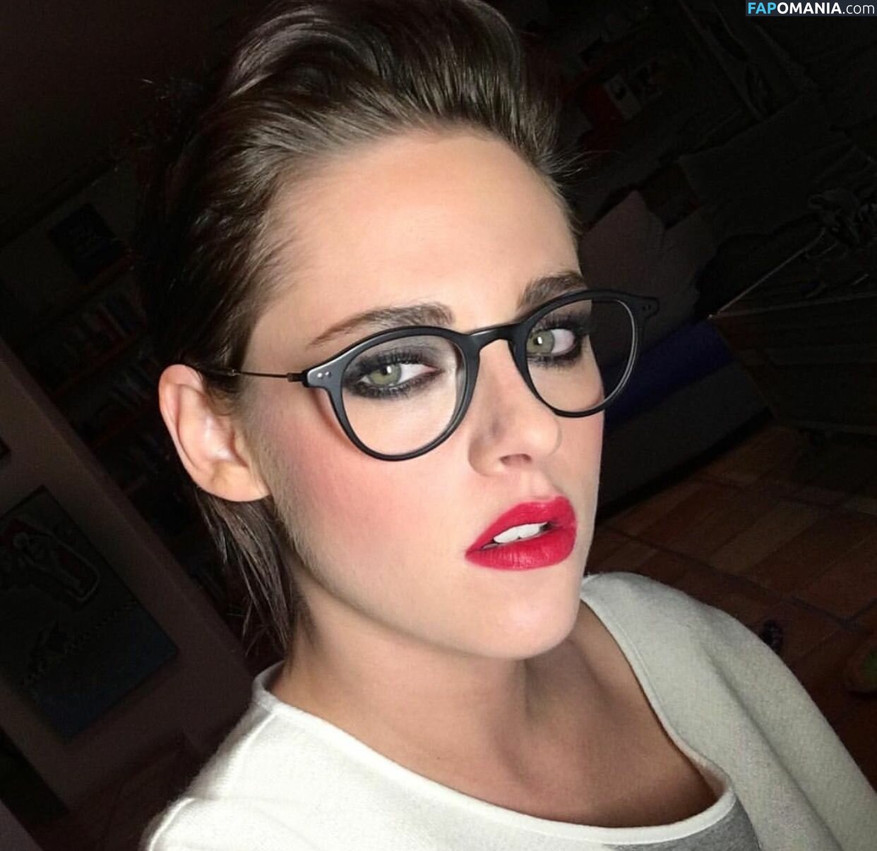 Kristen Stewart Nud Fotografie scursă #108