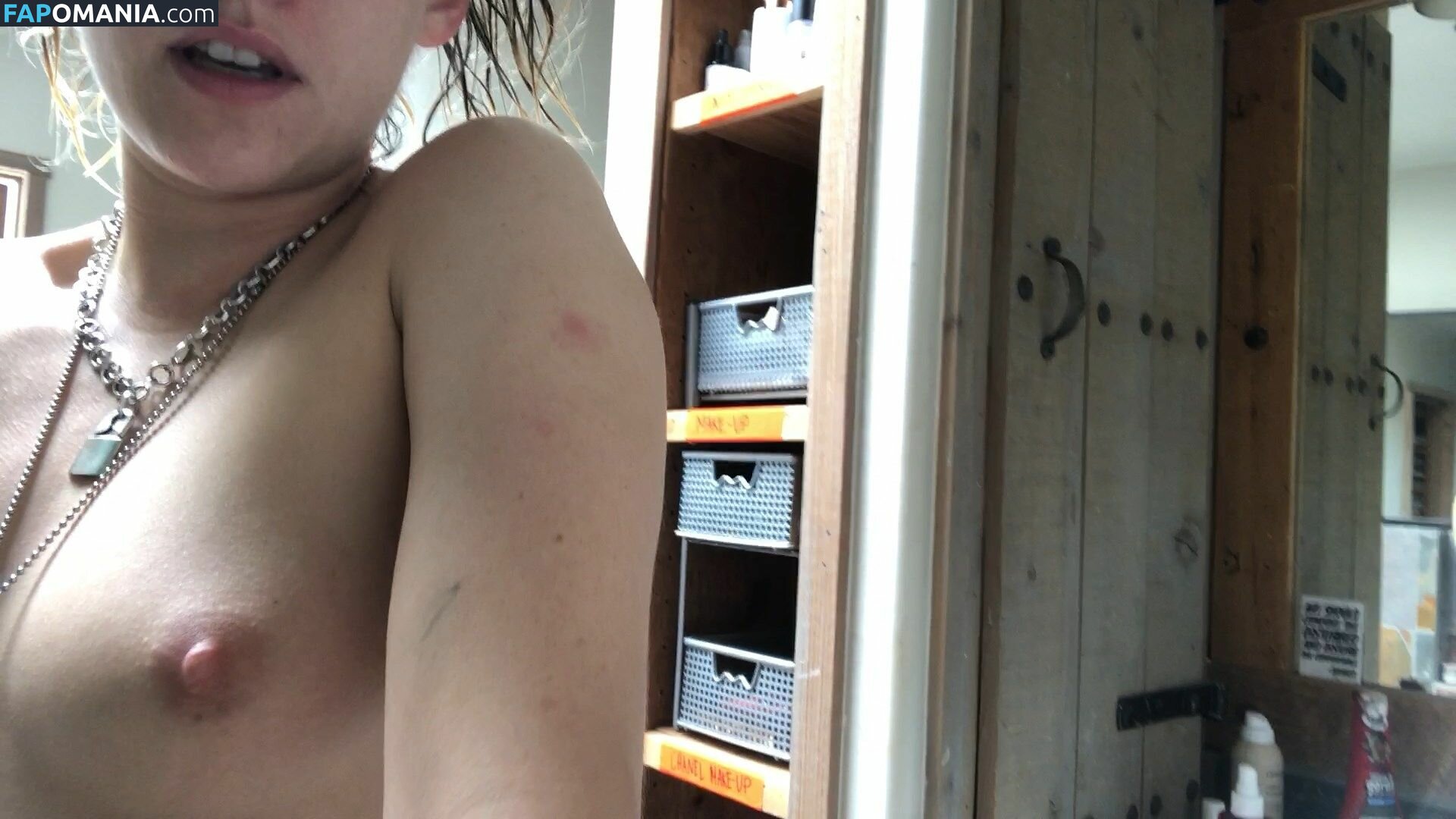 Kristen Stewart Nud Fotografie scursă #295