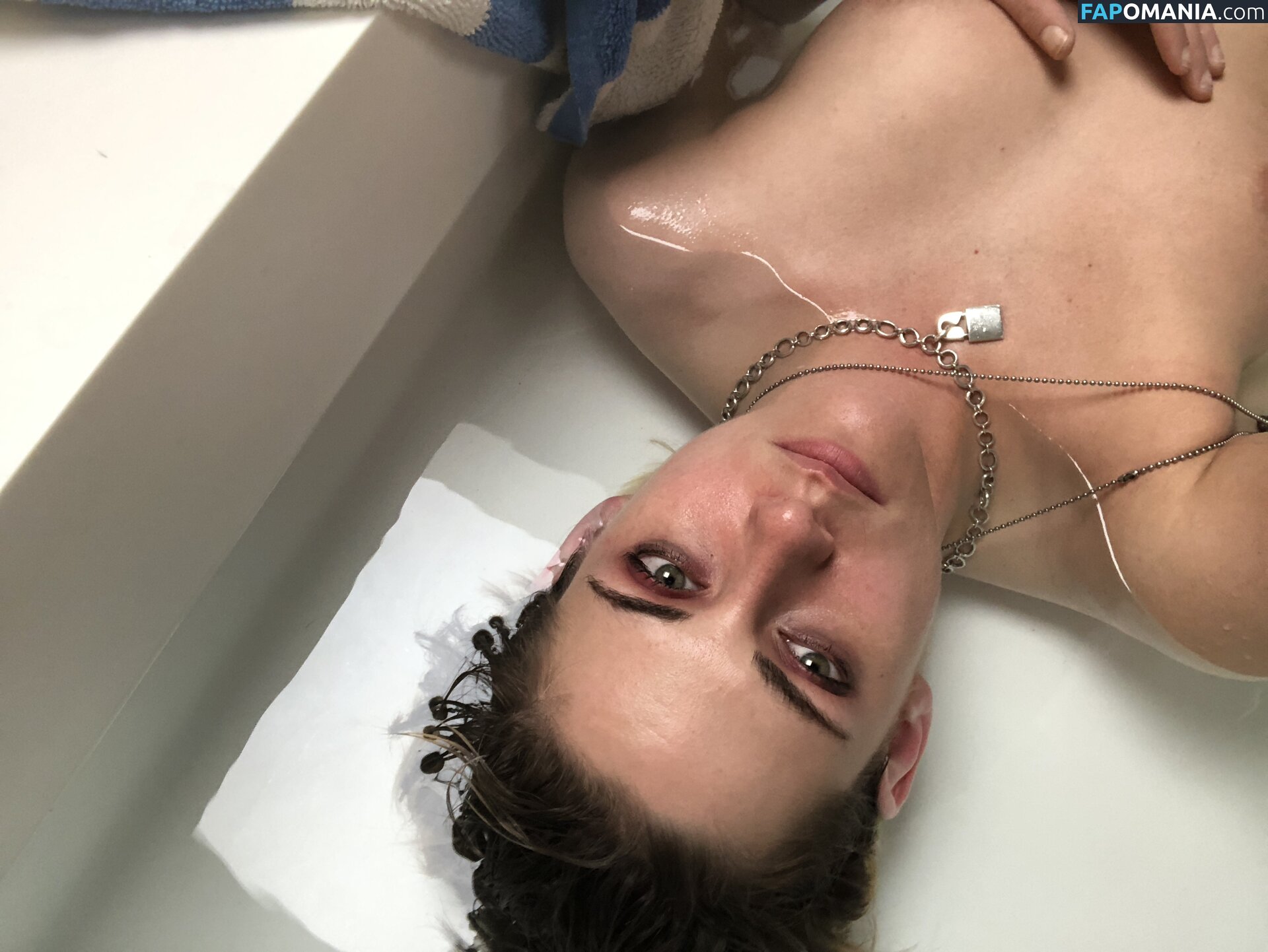 Kristen Stewart Nud Fotografie scursă #431