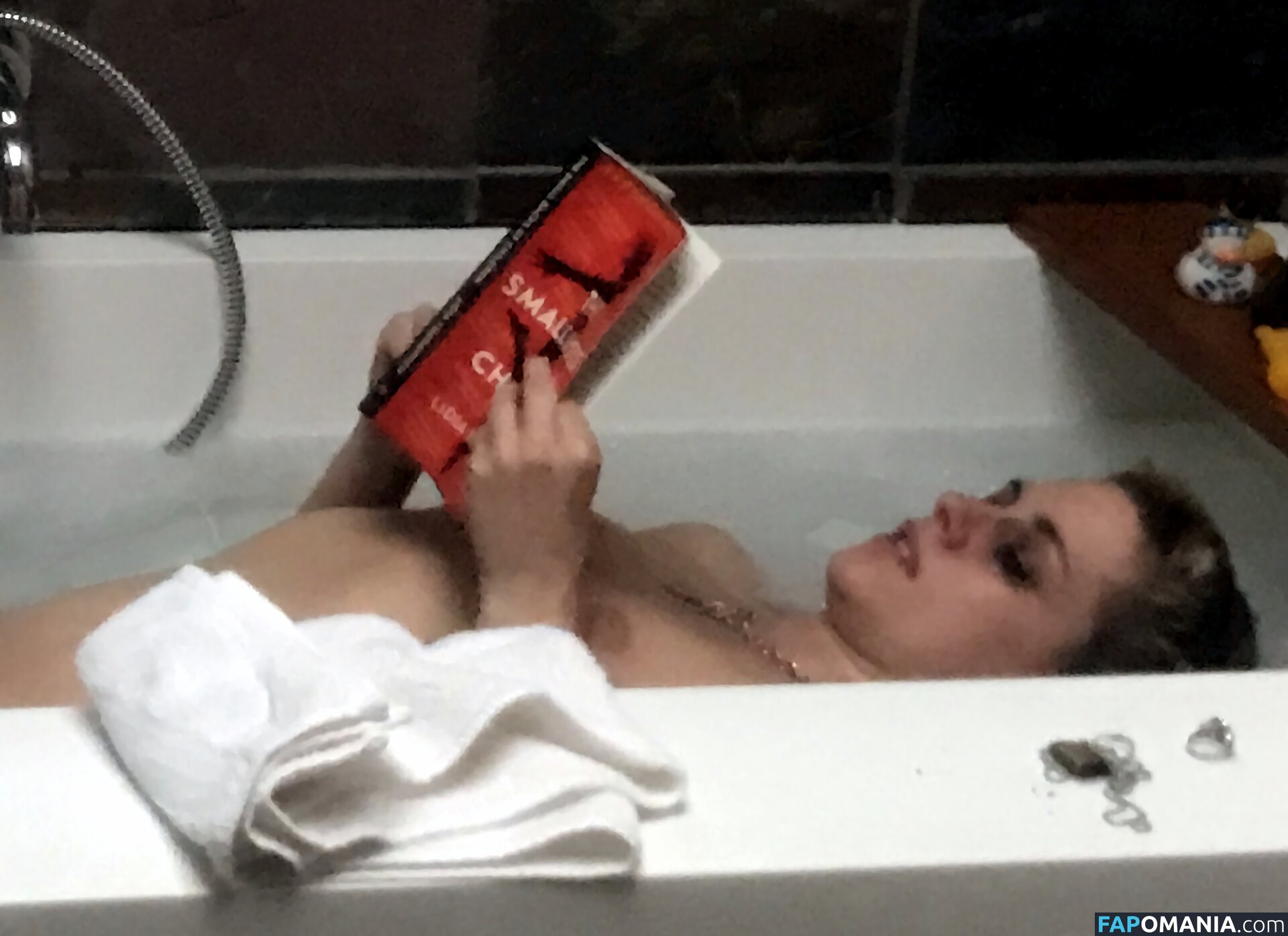 Kristen Stewart Nud Fotografie scursă #435