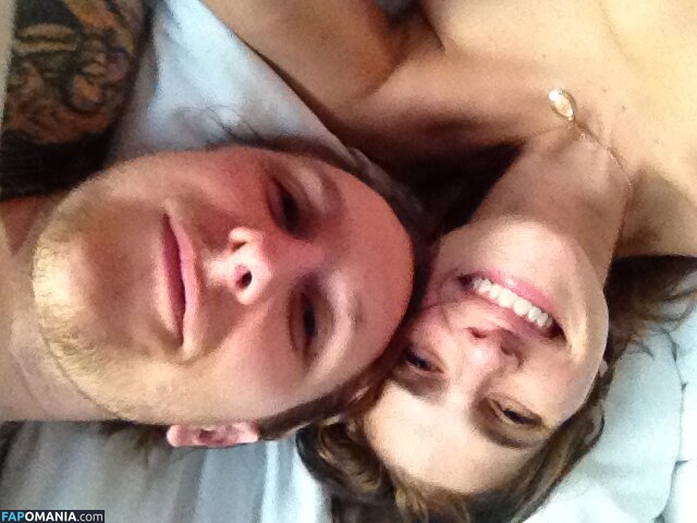 Lake Bell Nud Fotografie scursă #24