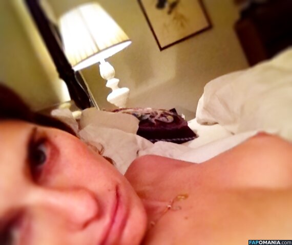 Lake Bell Nud Fotografie scursă #36