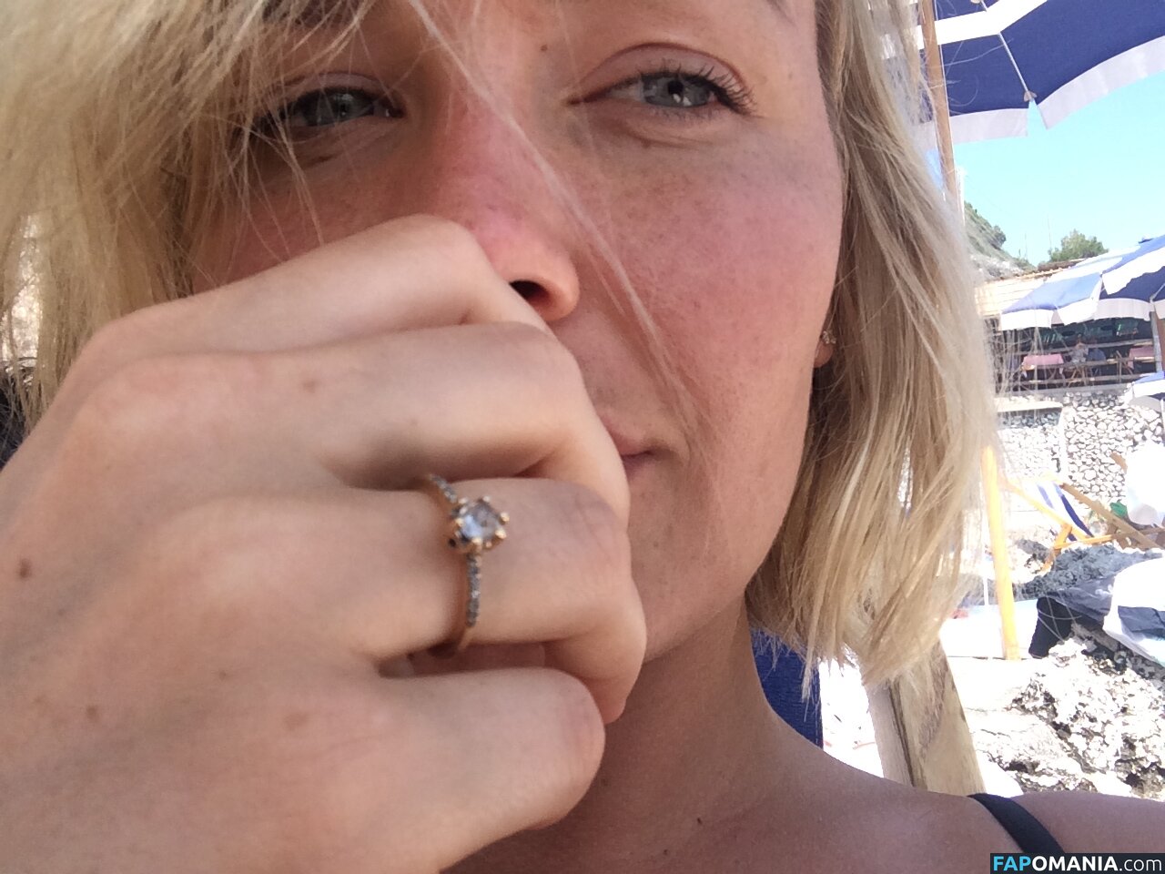 Lara Bingle Nud Fotografie scursă #123