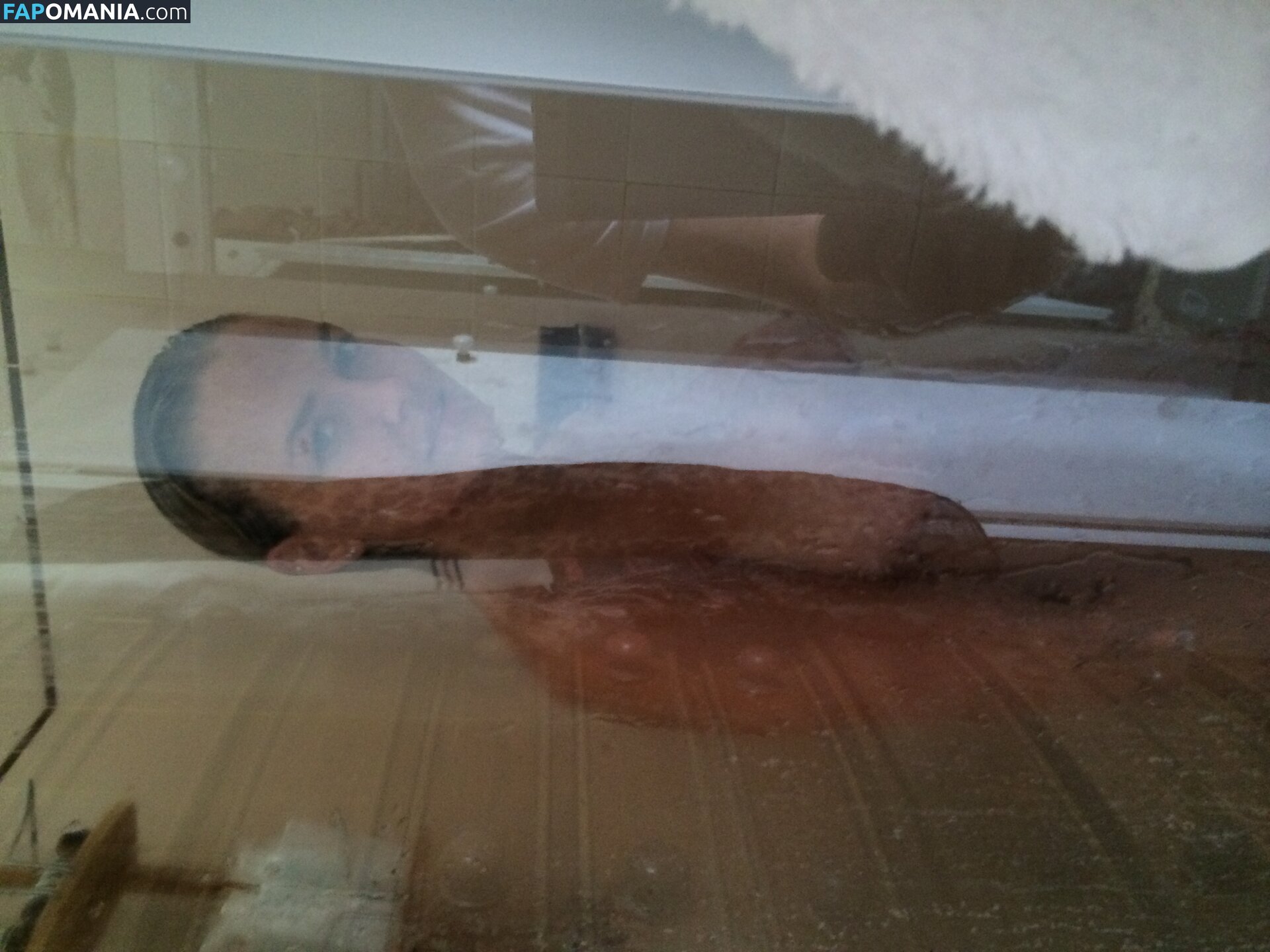 Lara Bingle Nud Fotografie scursă #230