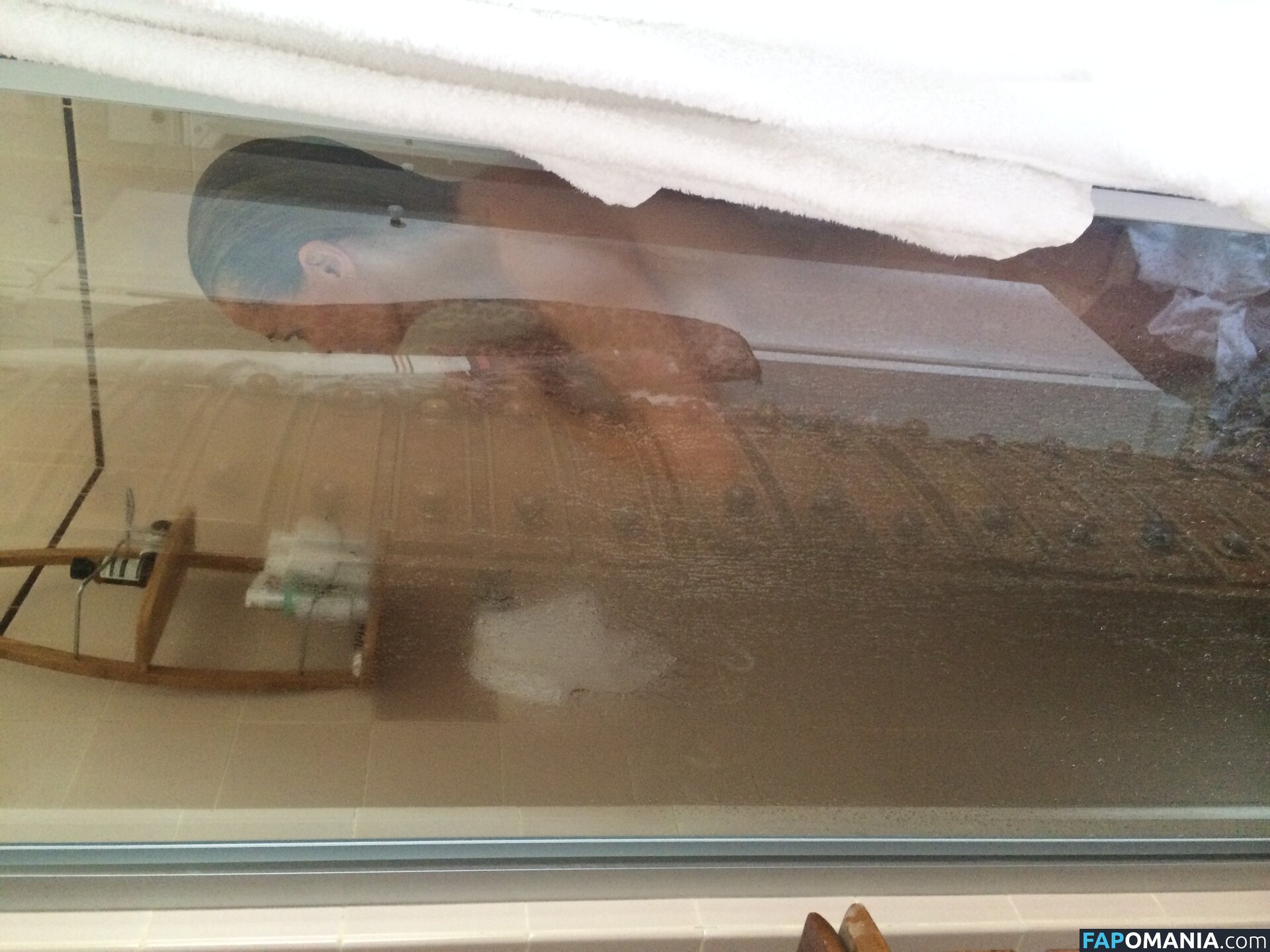 Lara Bingle Nud Fotografie scursă #244