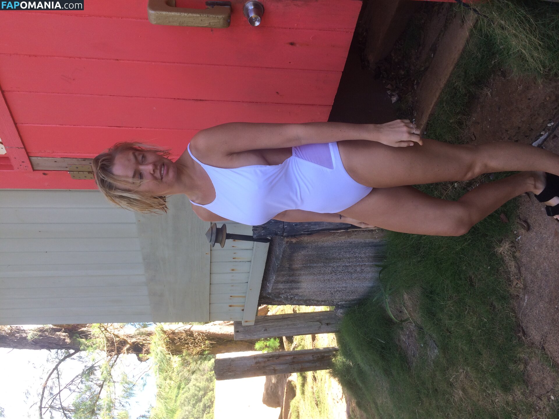 Lara Bingle Nud Fotografie scursă #317