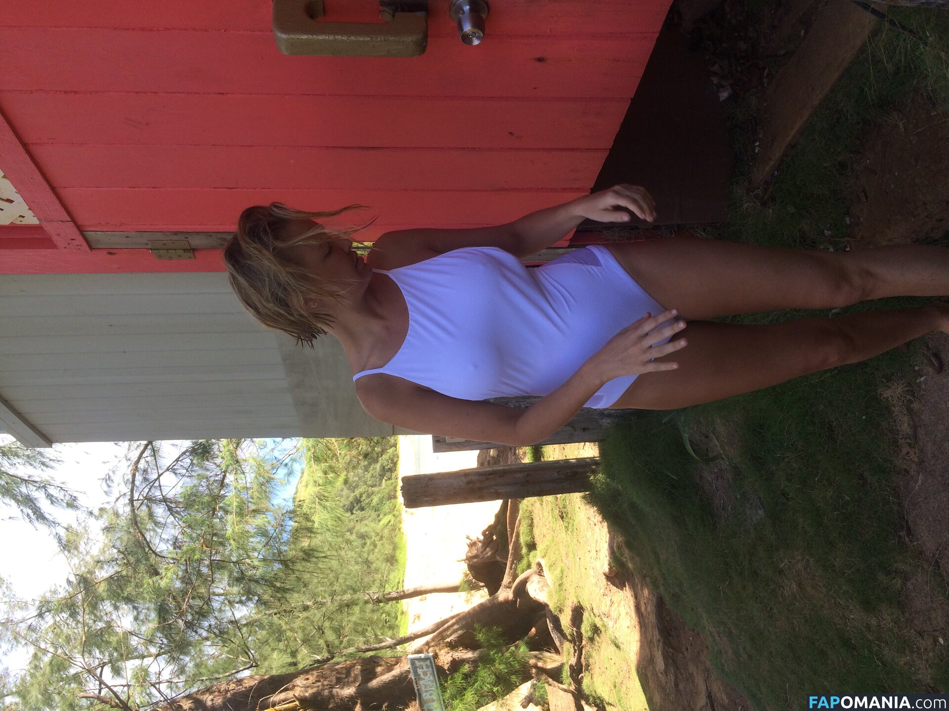 Lara Bingle Nud Fotografie scursă #324