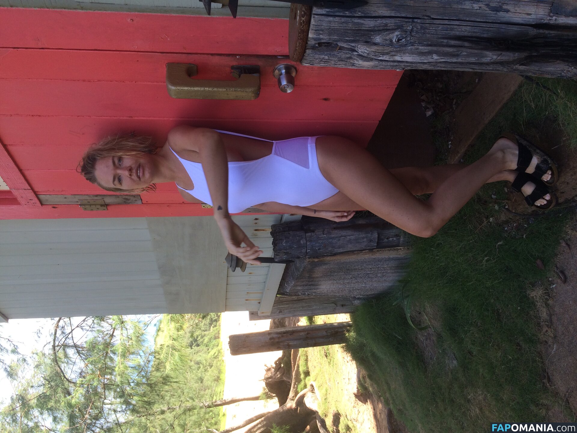 Lara Bingle Nud Fotografie scursă #329