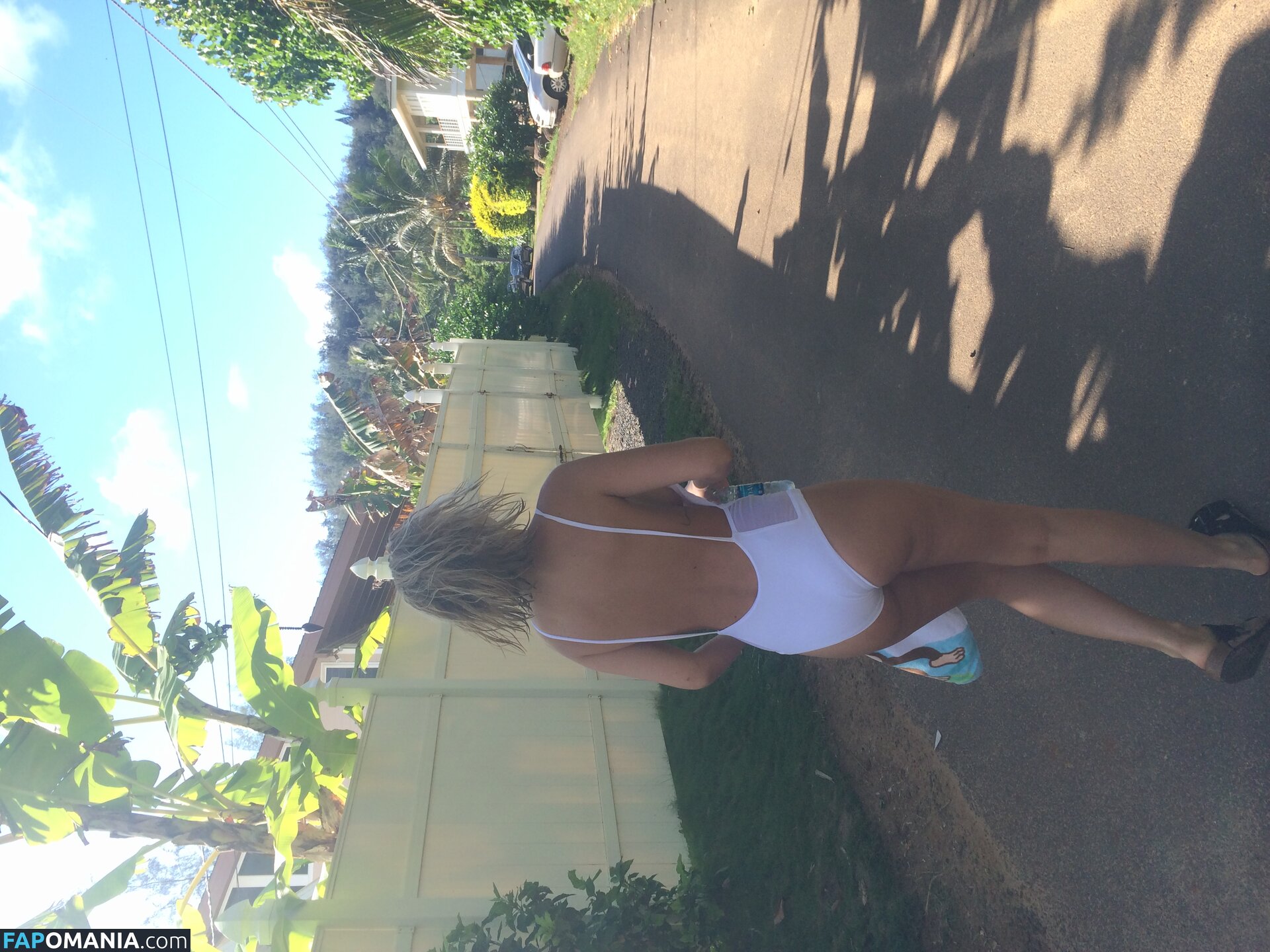 Lara Bingle Nud Fotografie scursă #354