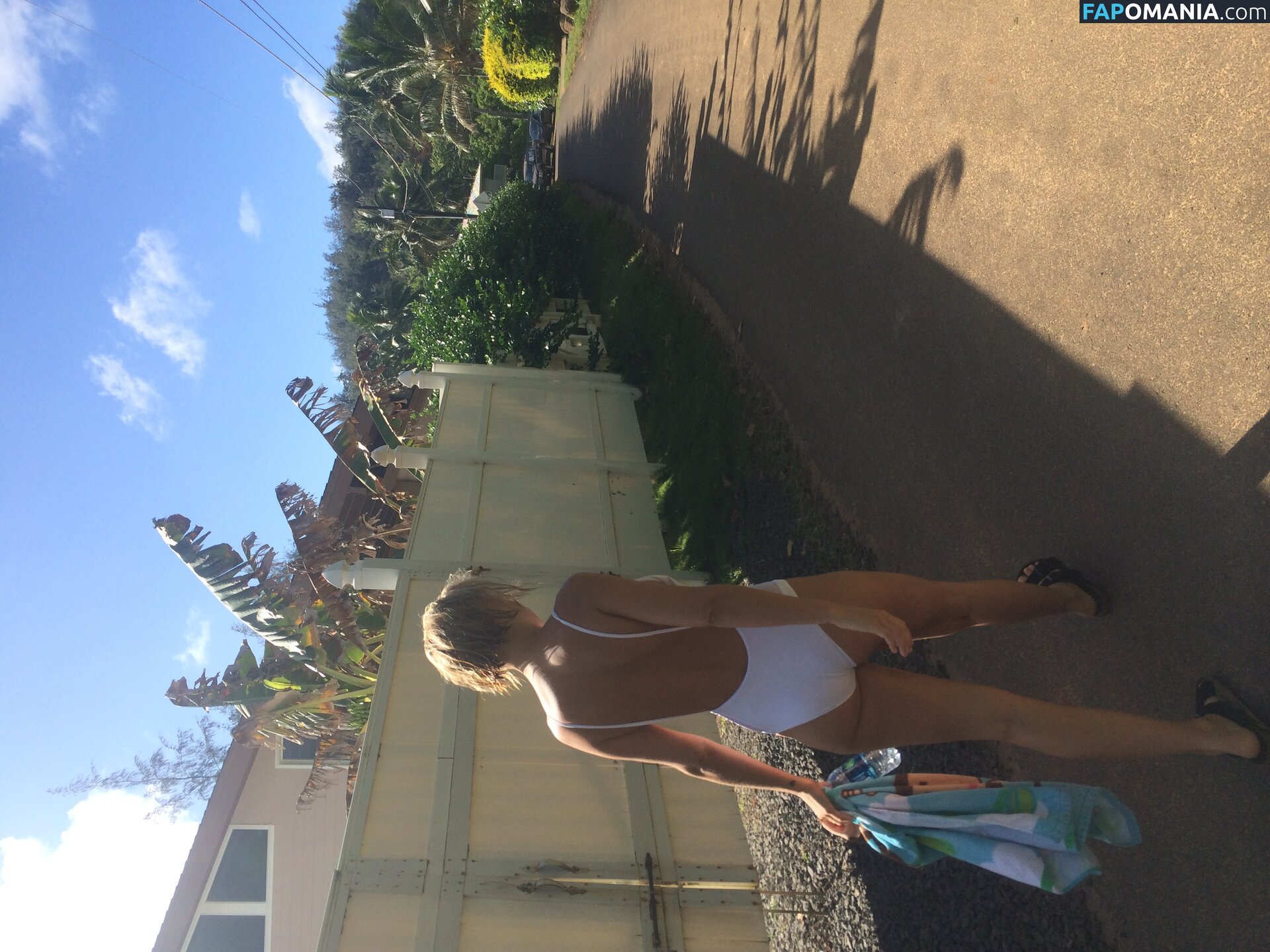 Lara Bingle Nud Fotografie scursă #358