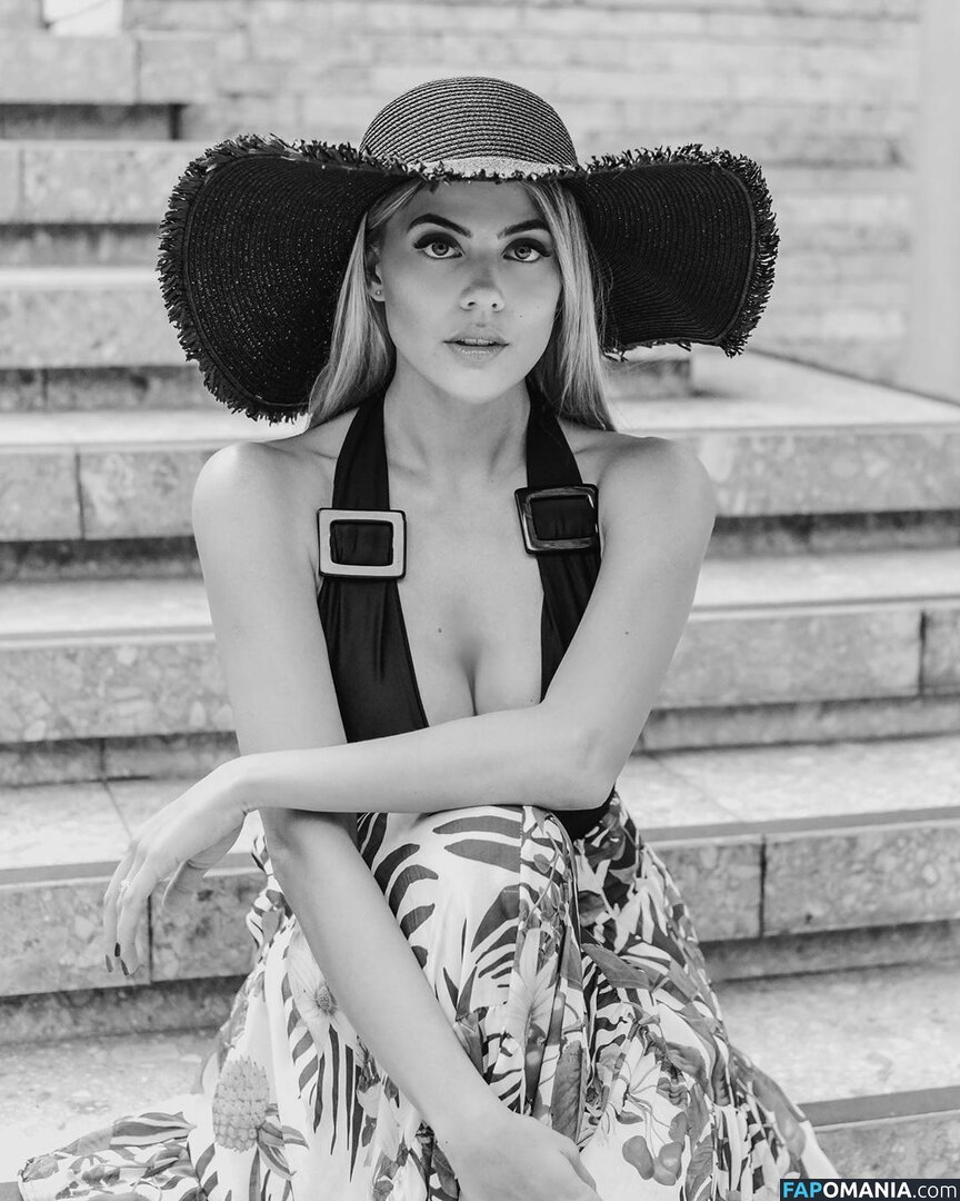 Laura Ortega Nud Fotografie scursă #13