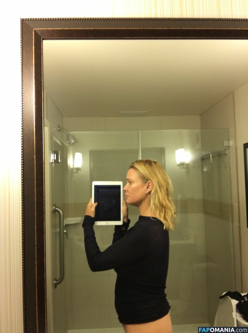 Laurie Holden Nud Fotografie scursă #4
