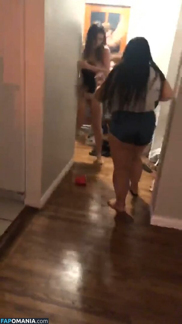 Lia Marie Johnson Nud Fotografie scursă #3
