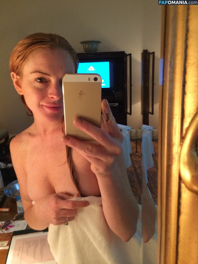 Lindsay Lohan Nud Fotografie scursă #13