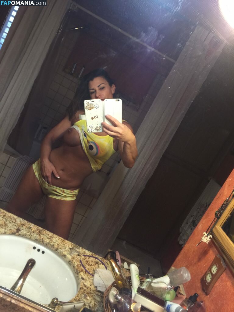 Lisa Marie Varon Nud Fotografie scursă #4