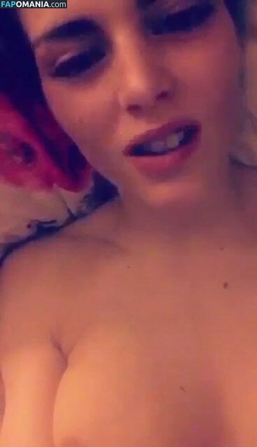 Lizzie Kelly Nud Fotografie scursă #13