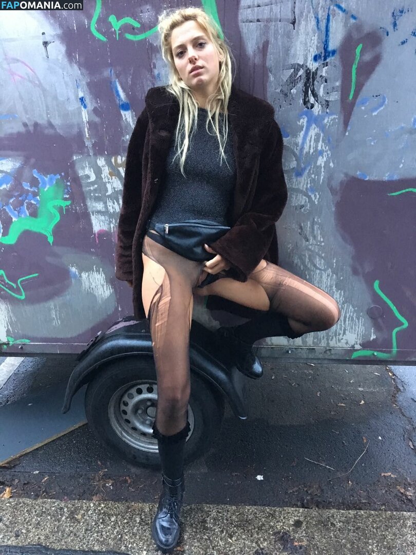 Maren Batschkus Nud Fotografie scursă #61