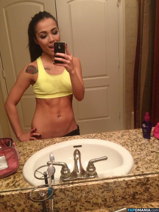 Mariah Corpus Nud Fotografie scursă #57