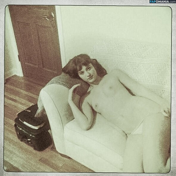 Mary Elizabeth Winstead Nud Fotografie scursă #3