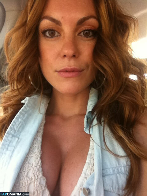 Megan Strand Nud Fotografie scursă #39