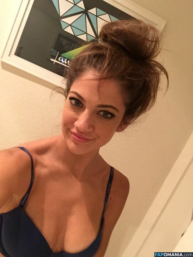 Mia Serafino Nud Fotografie scursă #41