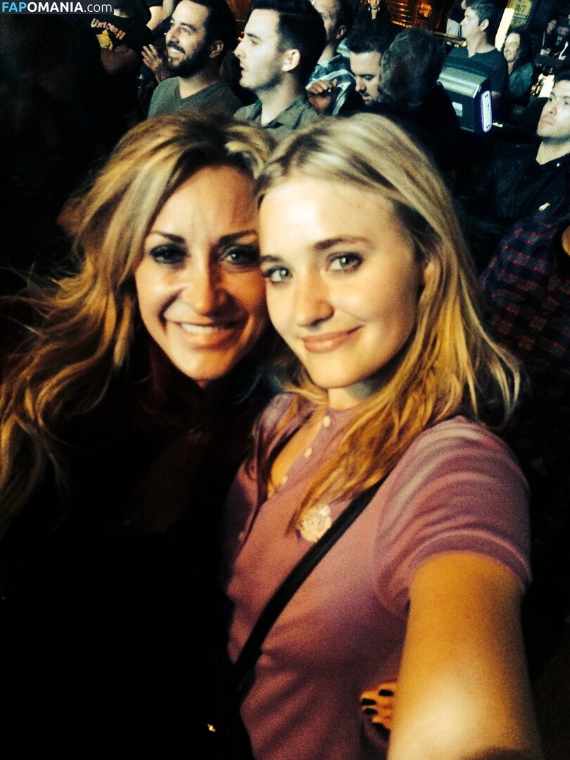 Michalka Sisters Nud Fotografie scursă #37