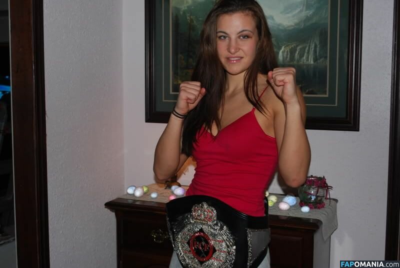 Miesha Tate Nud Fotografie scursă #33