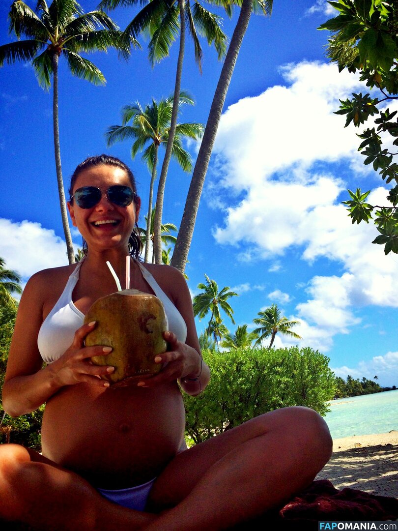 Mila Kunis Nud Fotografie scursă #19