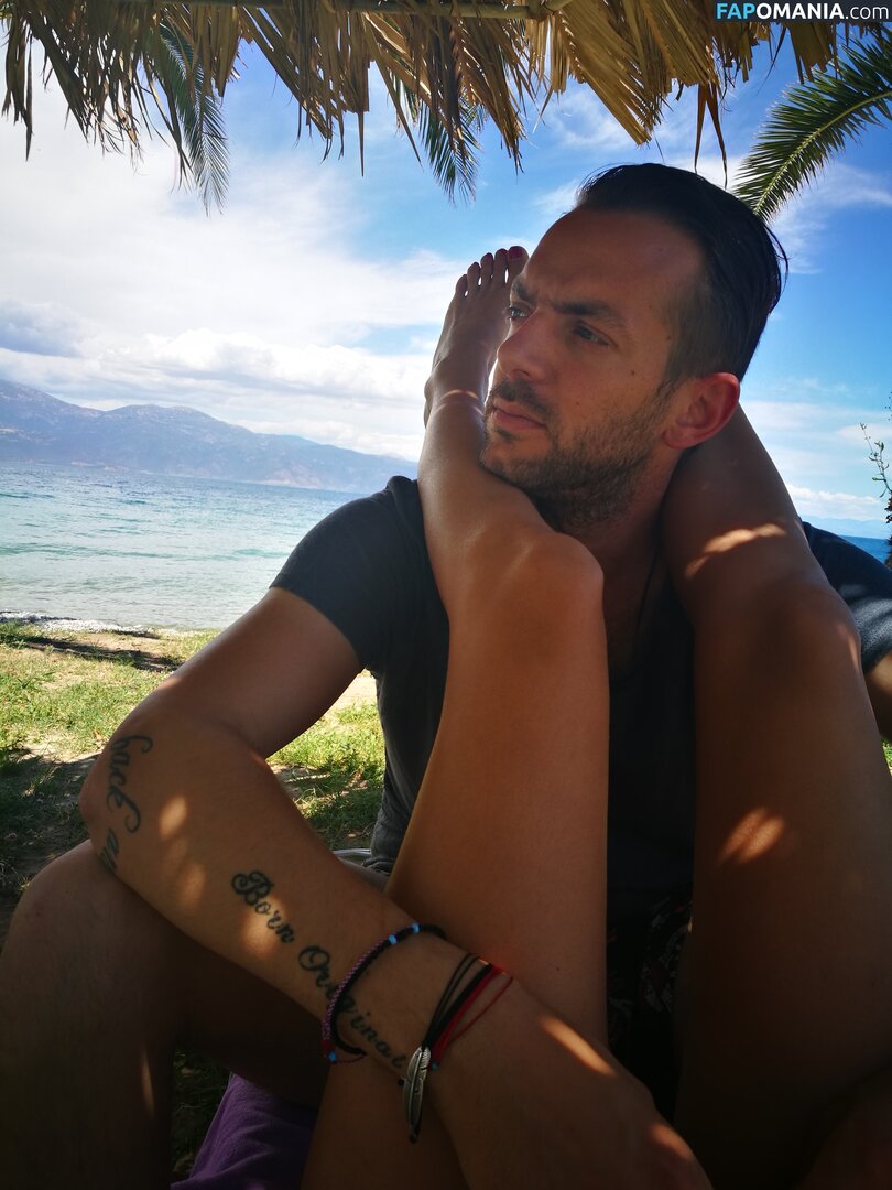 Nikoletta Ralli Nud Fotografie scursă #47