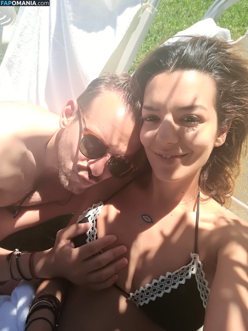 Nikoletta Ralli Nud Fotografie scursă #49